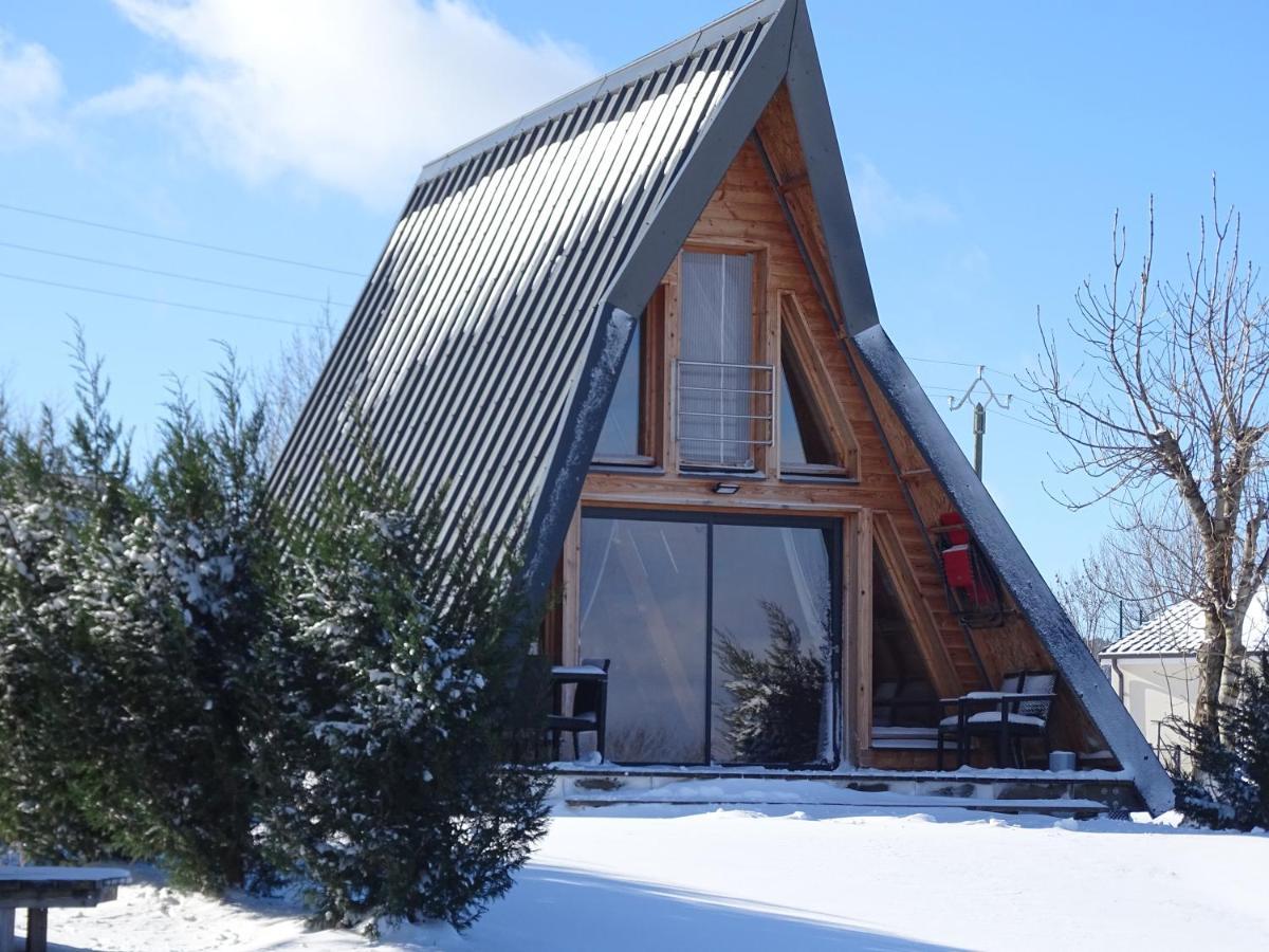Logis Las Crozas La Cocotte Vernines Exterior photo