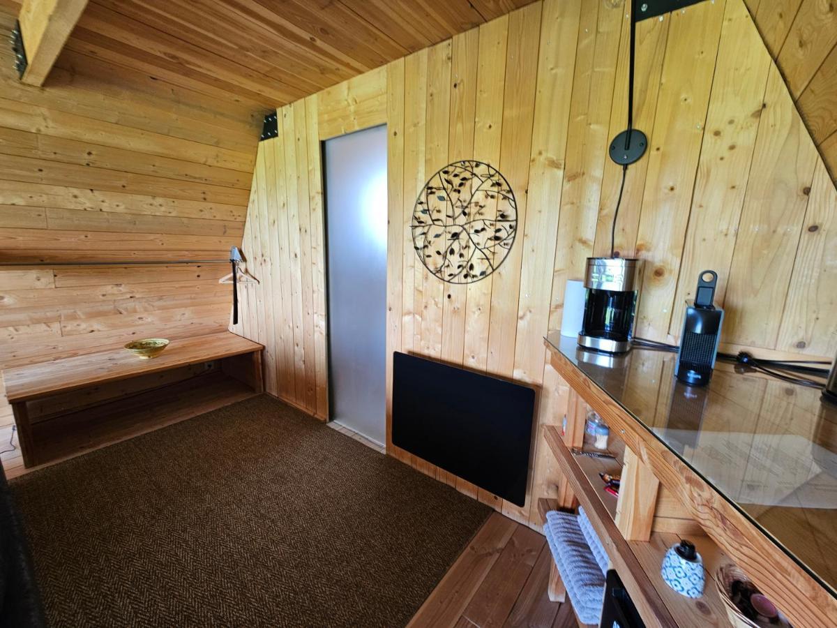 Logis Las Crozas La Cocotte Vernines Exterior photo